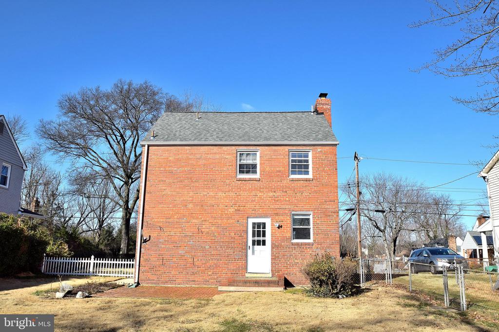 1800 CODY DRIVE