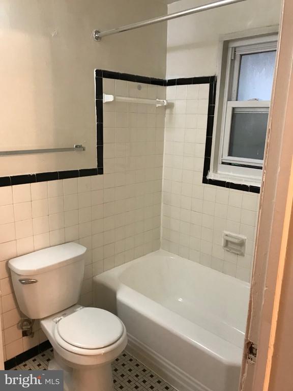 8809 PLYMOUTH STREET Unit: 4