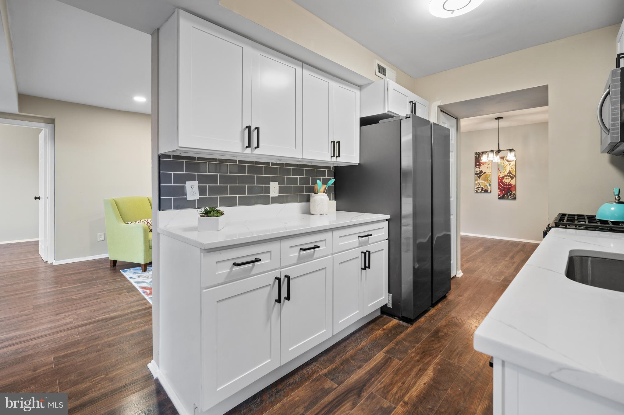 11200 Cherry Hill Rd #102