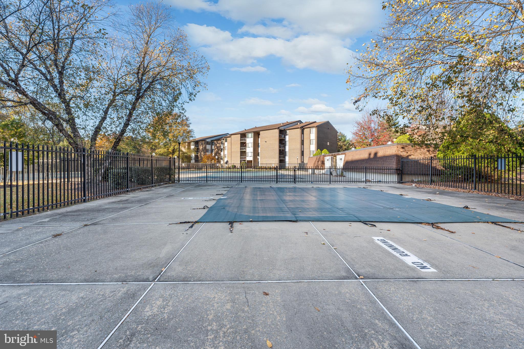 11200 Cherry Hill Rd #102