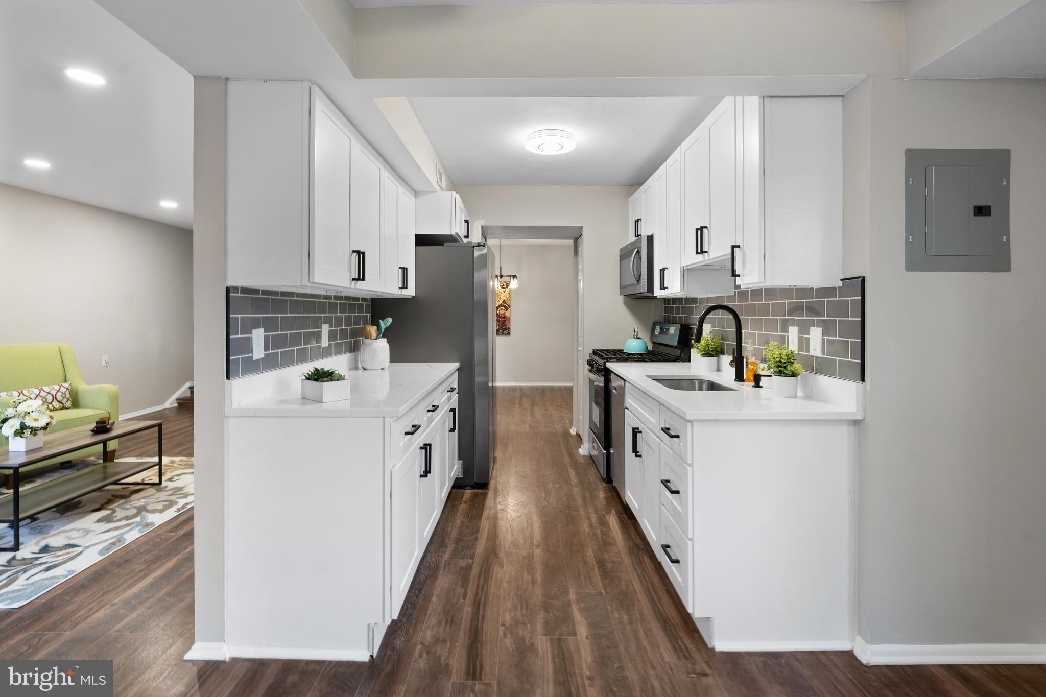 11200 Cherry Hill Rd #102