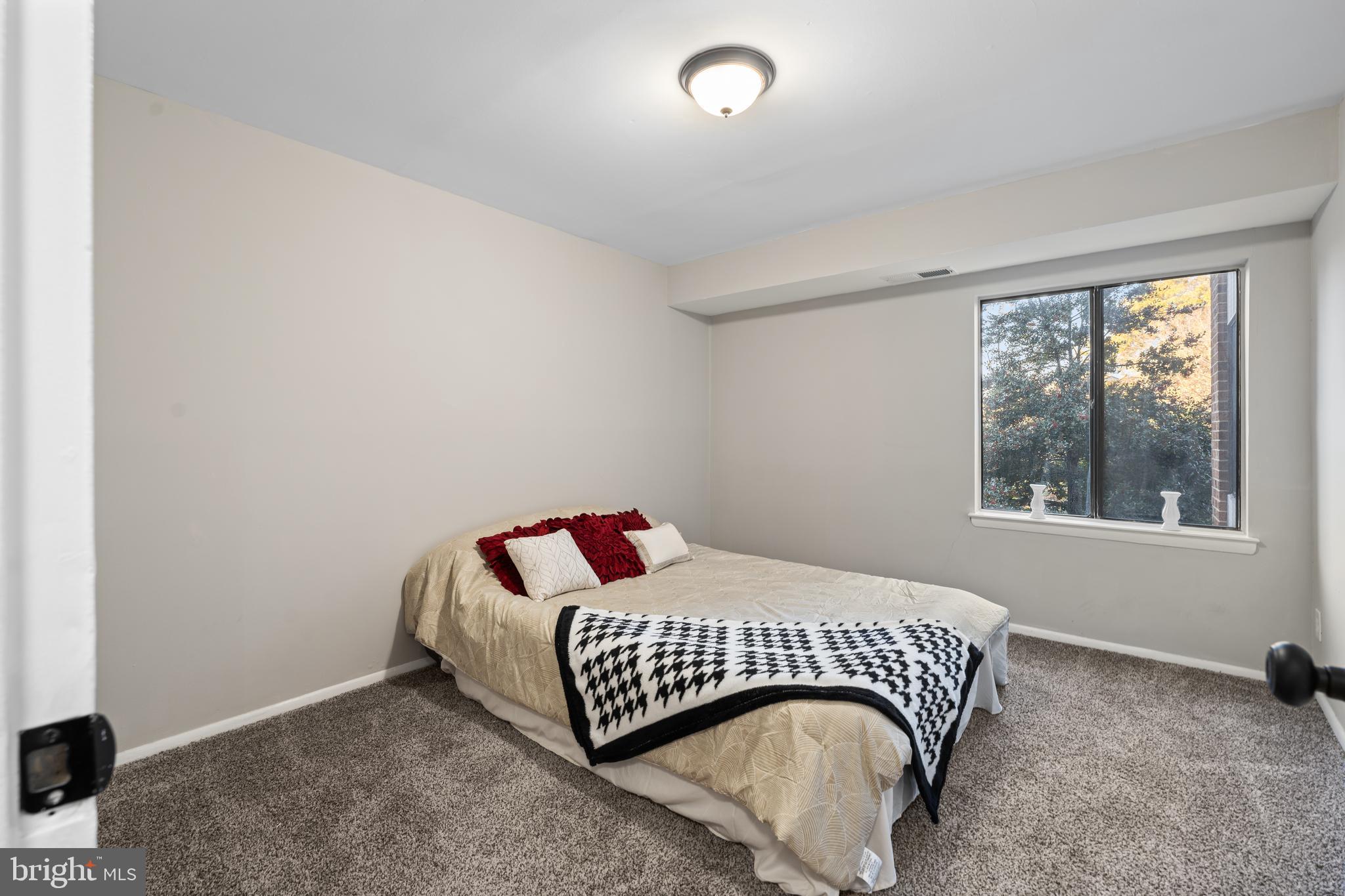 11200 Cherry Hill Rd #102