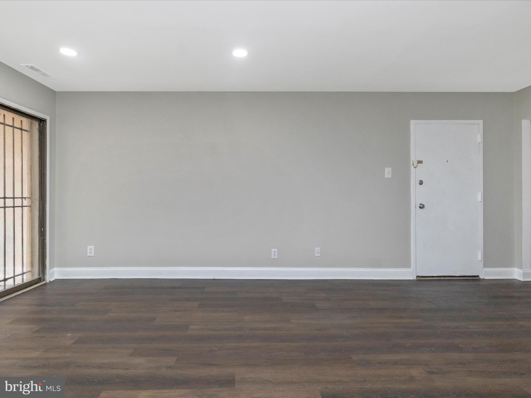 10114 Campus Way S #102-8c