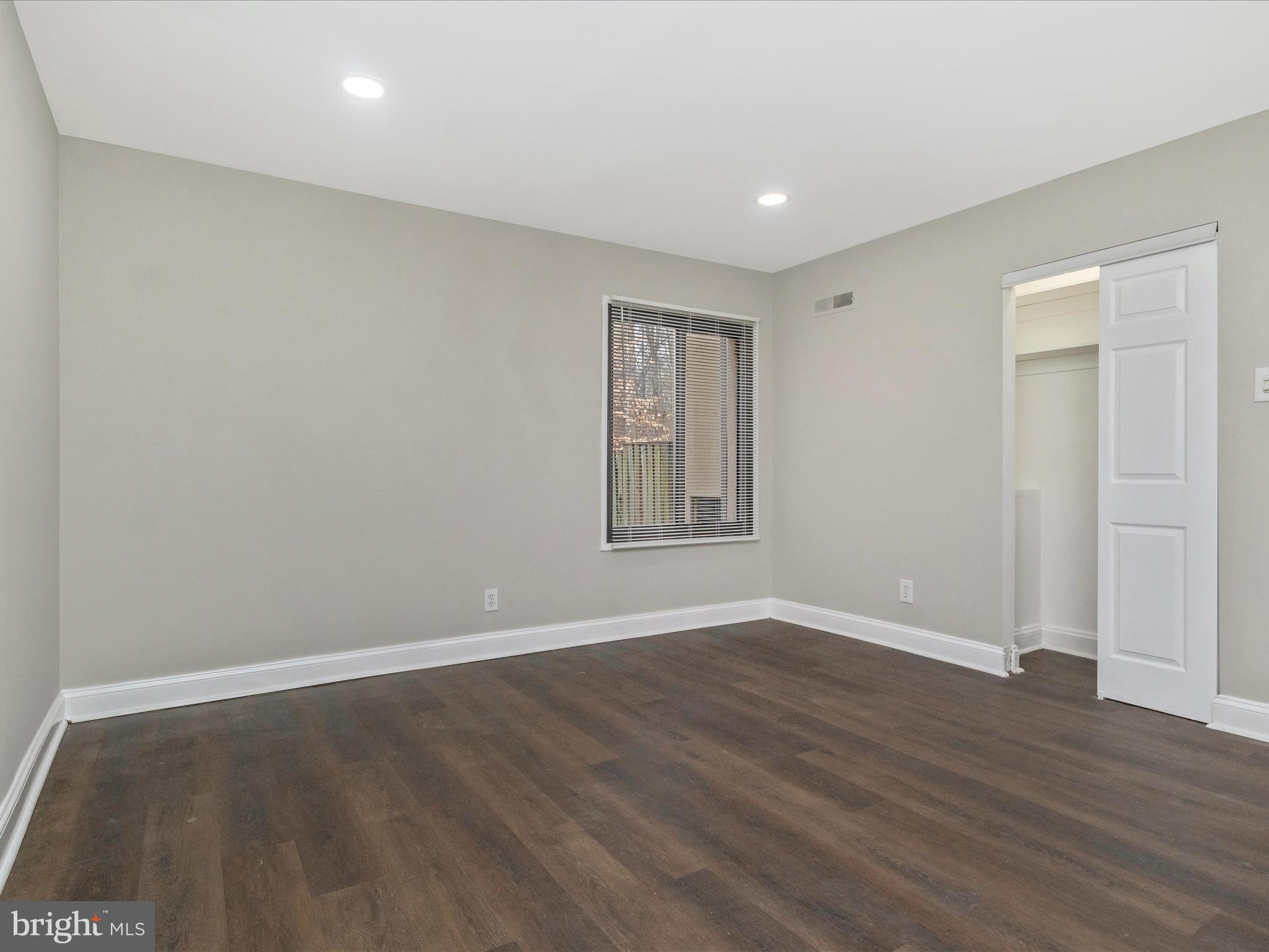 10114 Campus Way S #102-8c