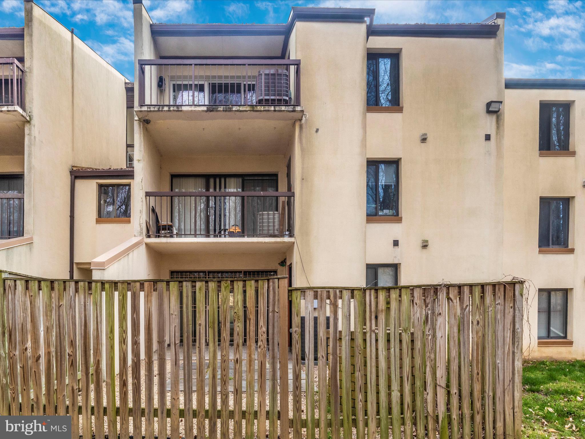 10114 Campus Way S #102-8c