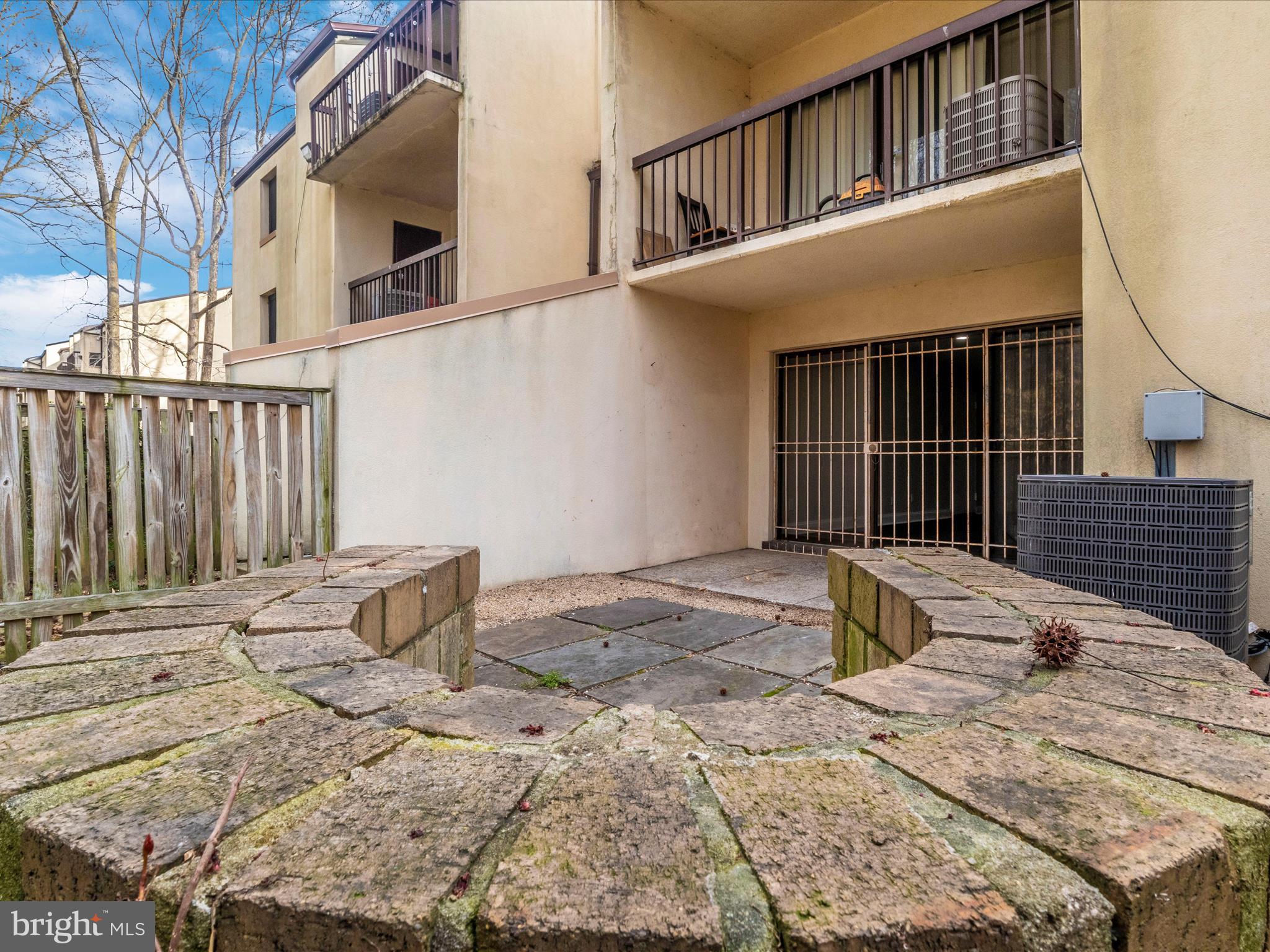 10114 Campus Way S #102-8c