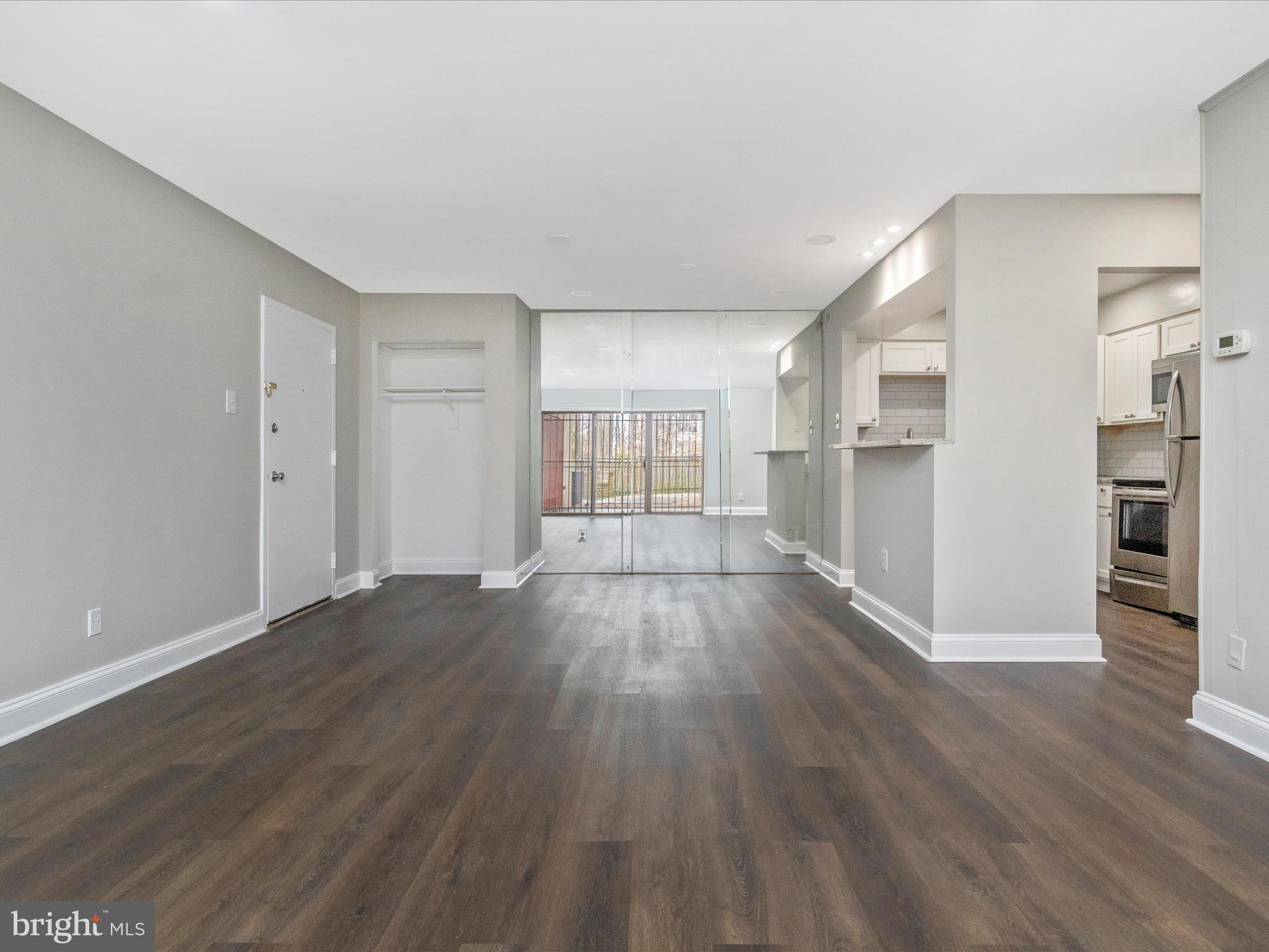 10114 Campus Way S #102-8c