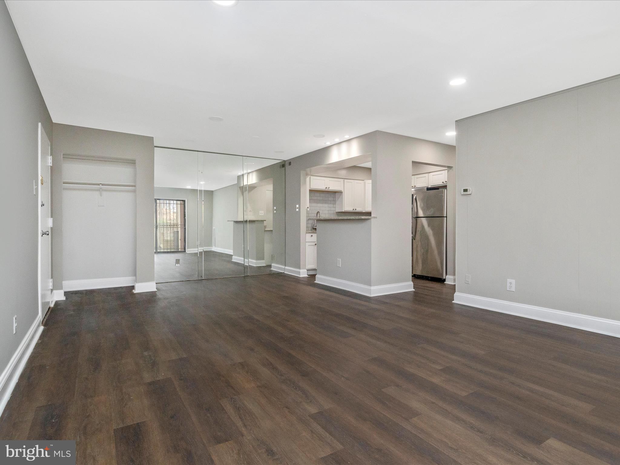 10114 Campus Way S #102-8c