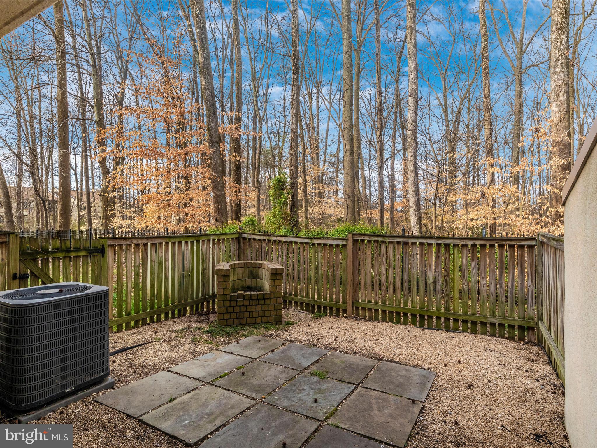 10114 Campus Way S #102-8c