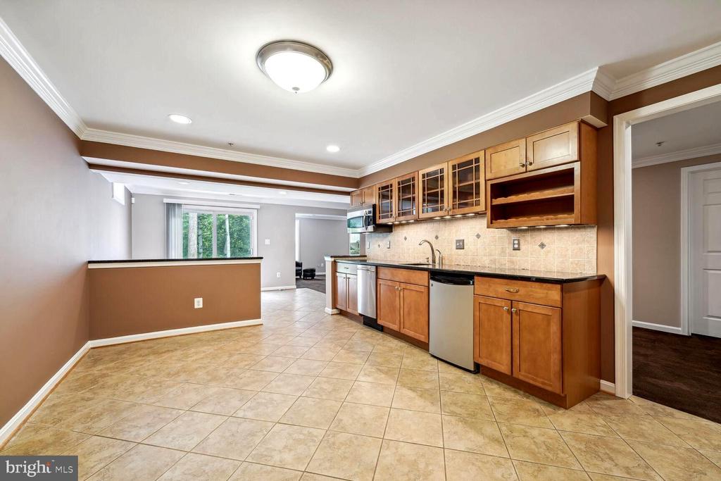 1205 Durham Dr