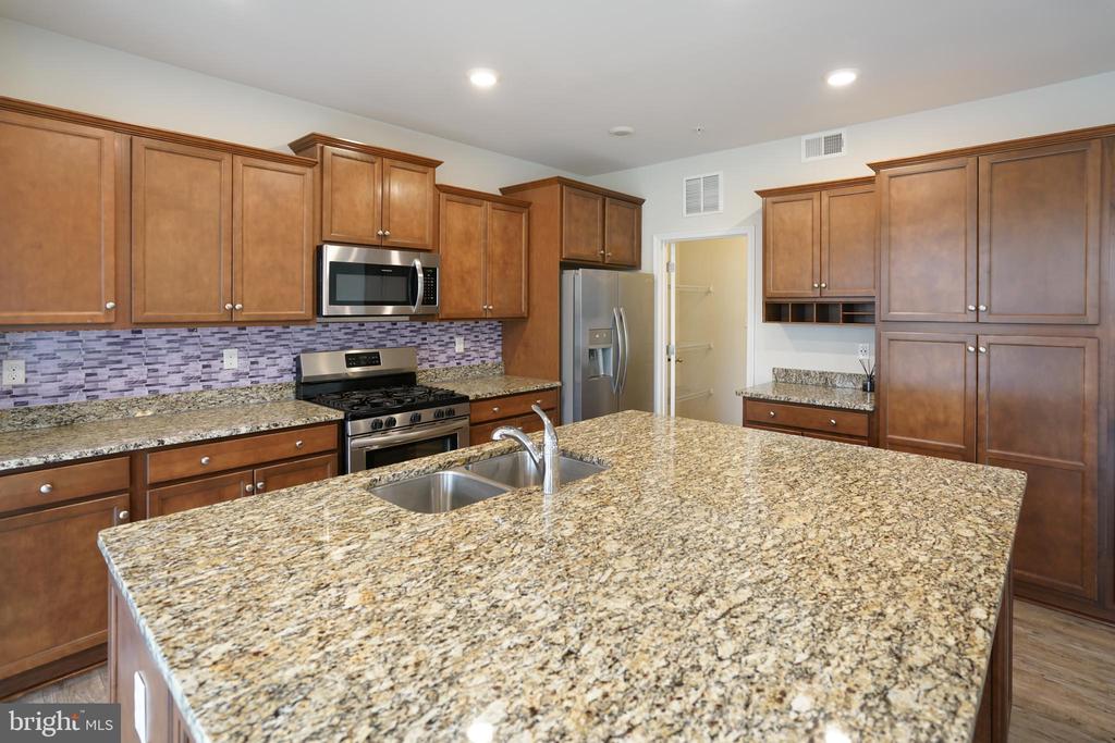 803 Pennino Ct