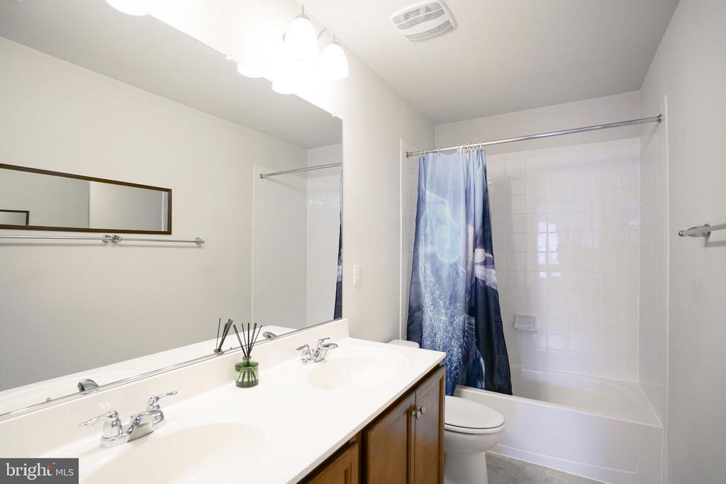 803 Pennino Ct