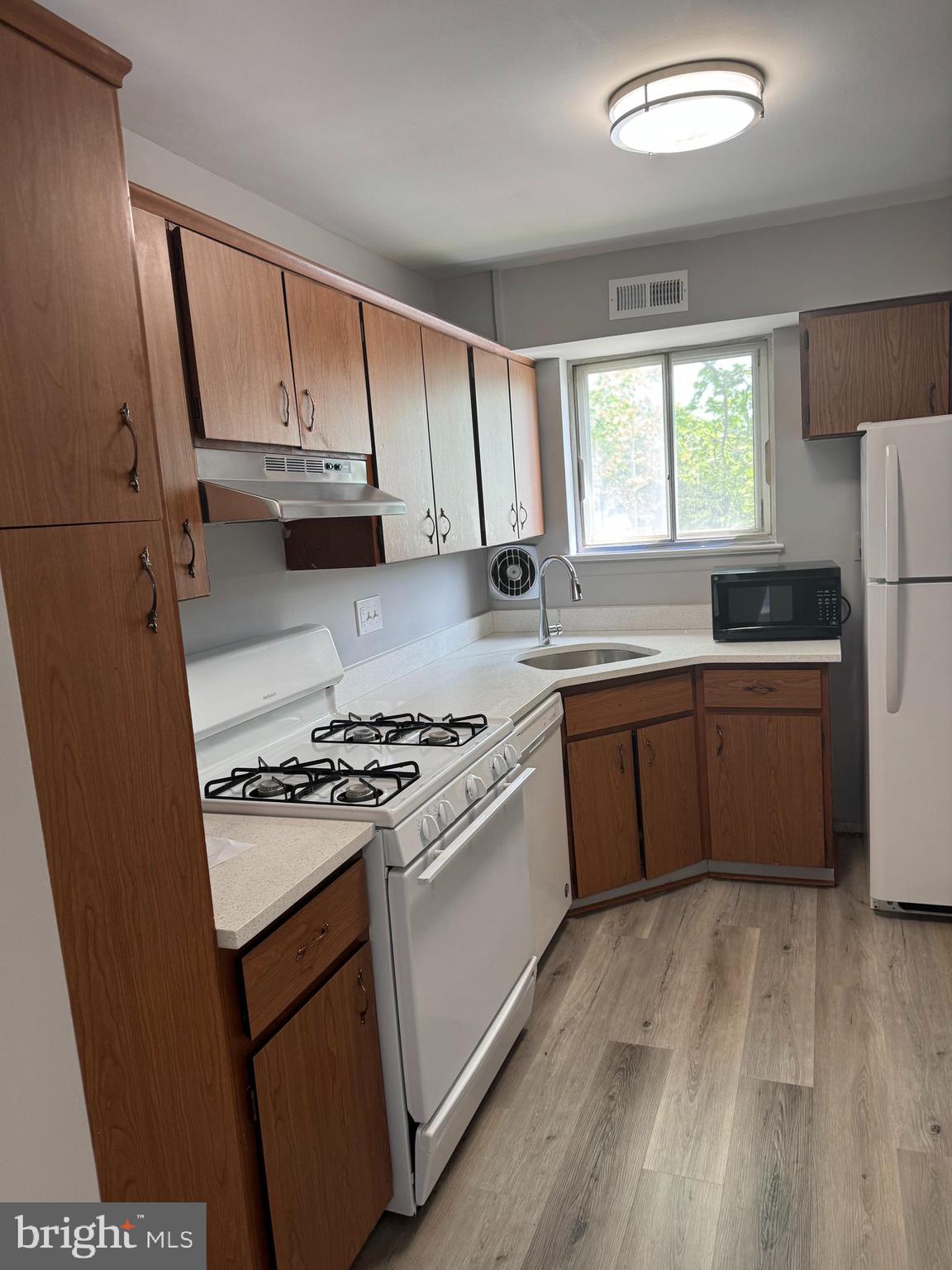 11370 Cherry Hill Rd #1p202