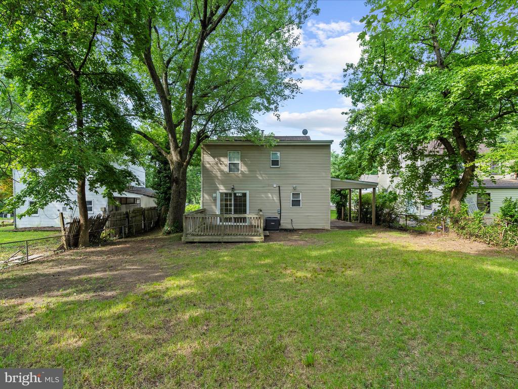 2405 GREELEY PLACE