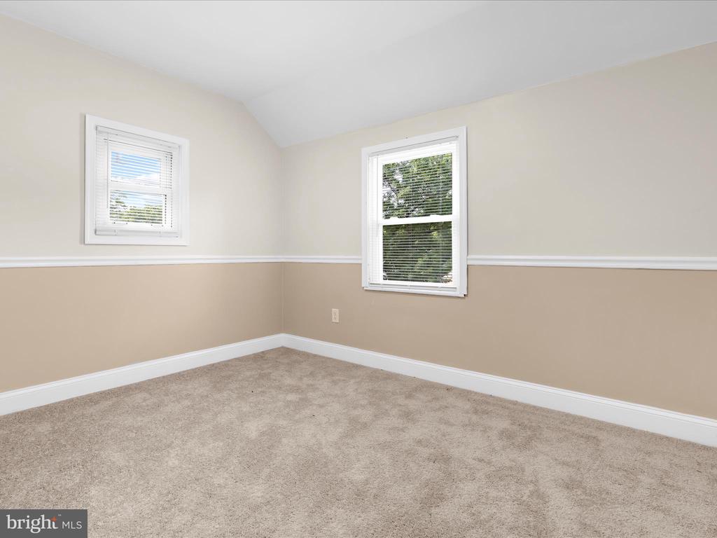 2405 GREELEY PLACE