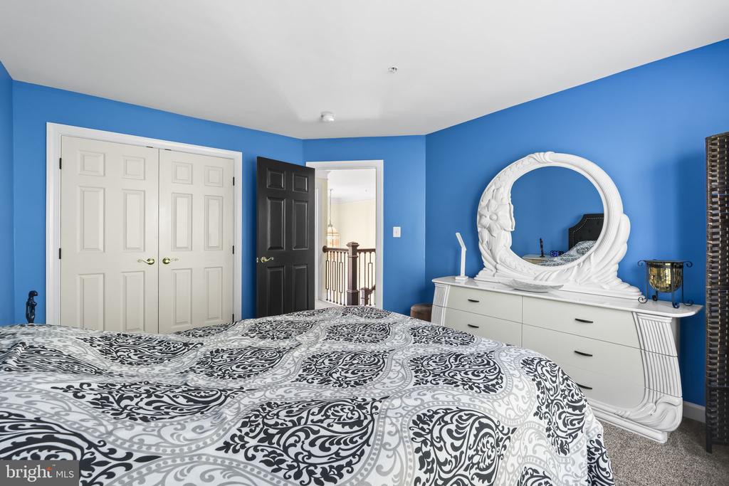 8506 COLONEL SEWARD DRIVE