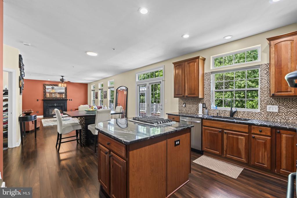 8506 COLONEL SEWARD DRIVE