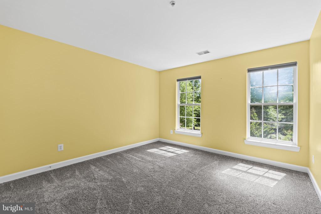 8506 COLONEL SEWARD DRIVE