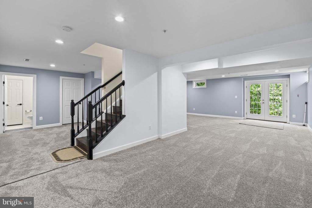 8506 COLONEL SEWARD DRIVE