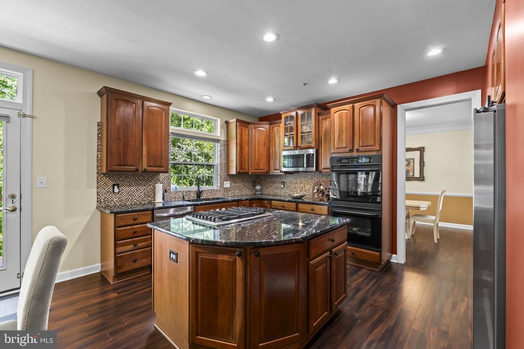 8506 COLONEL SEWARD DRIVE