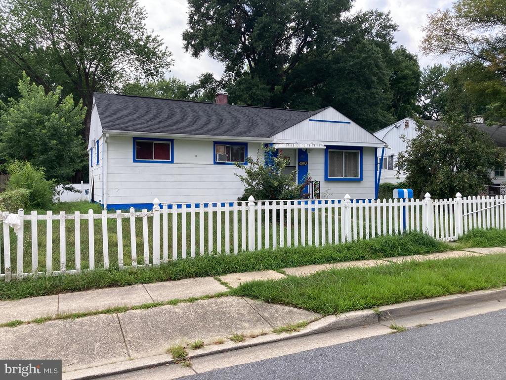 414 GREENHILL AVENUE
