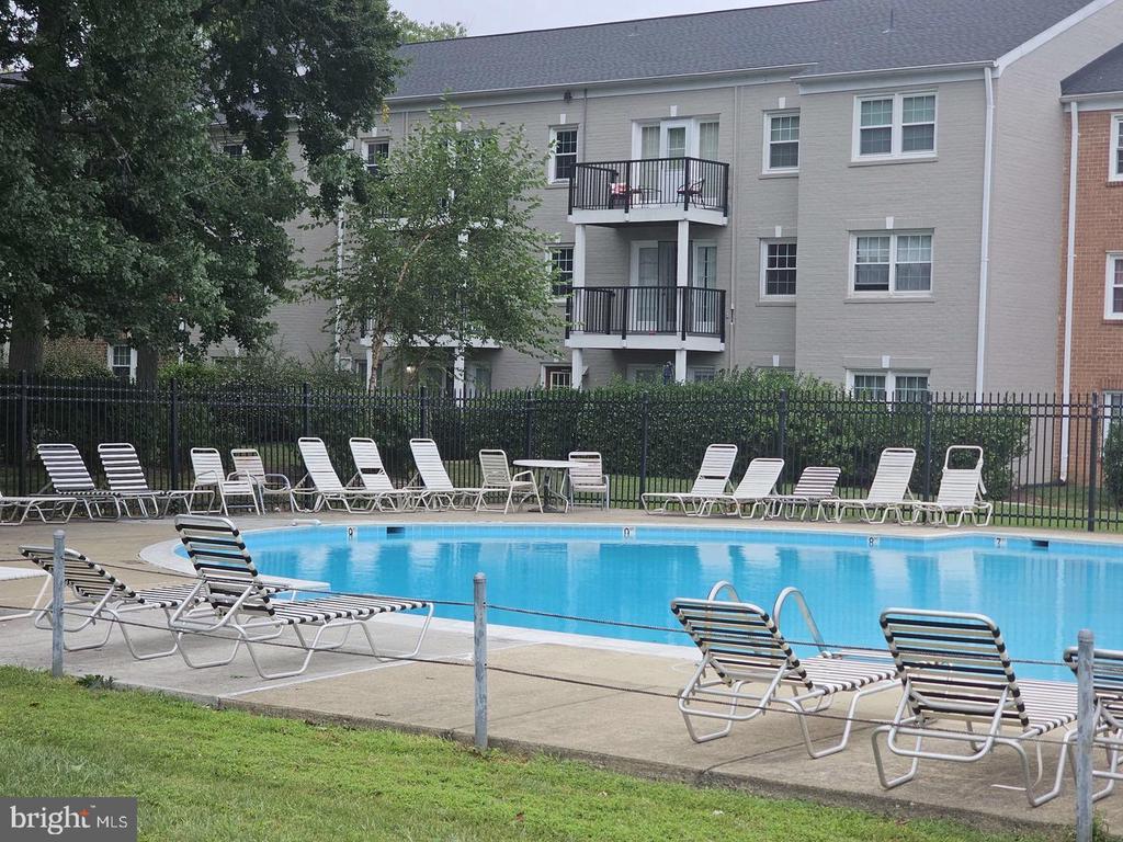 9471 FAIRFAX BOULEVARD Unit: 103
