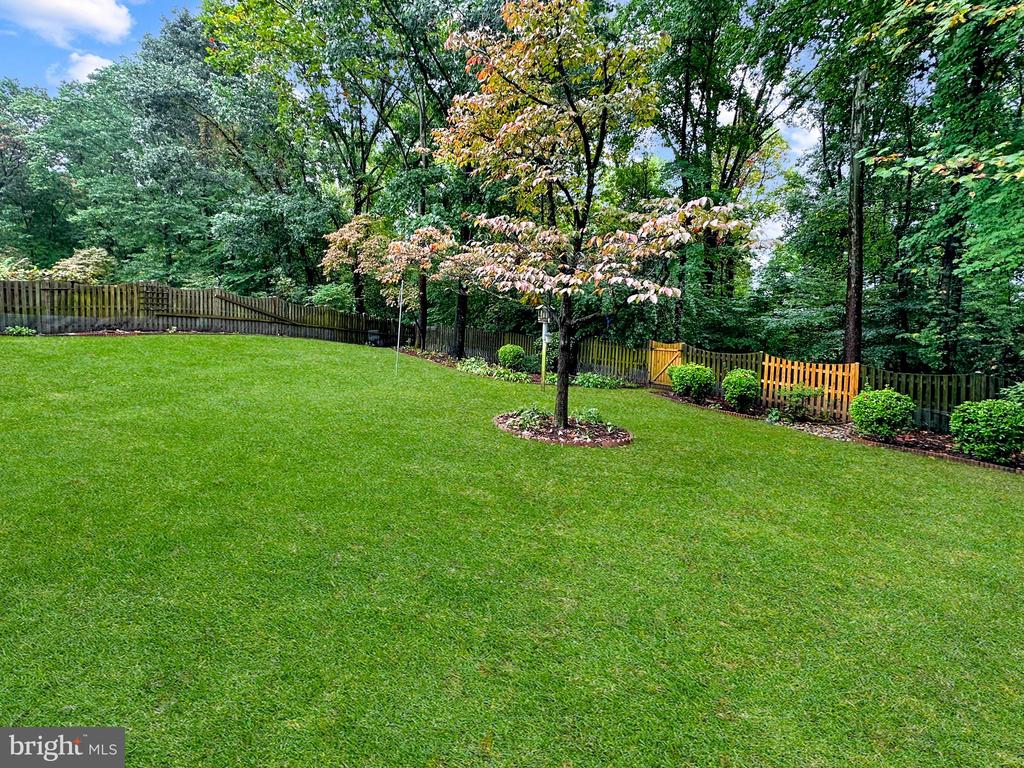 13911 Valley Country Dr