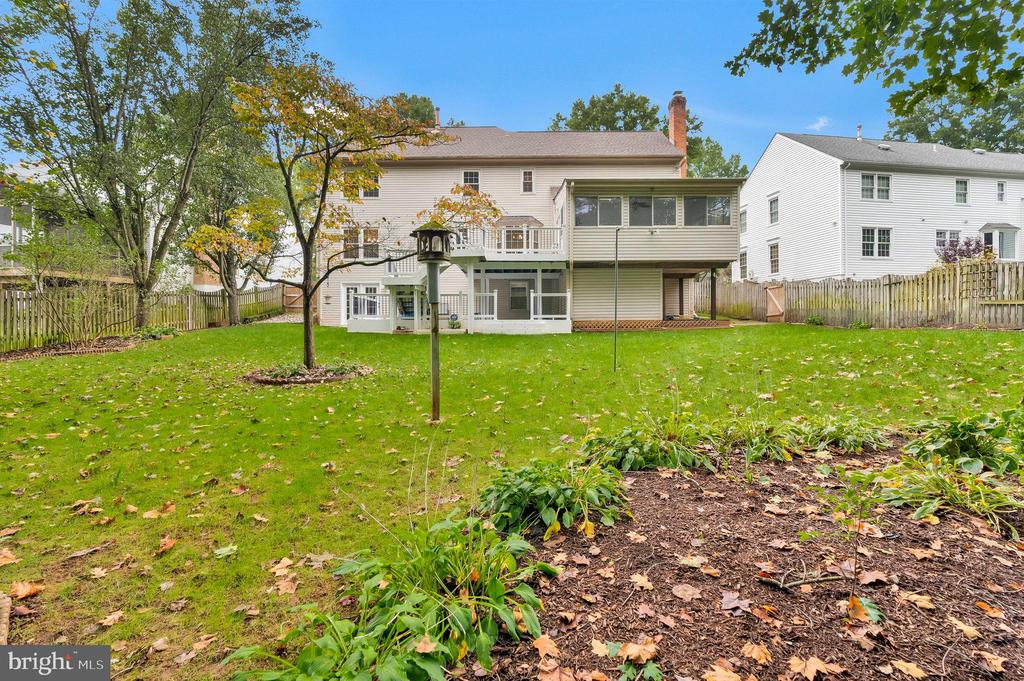 13911 Valley Country Dr