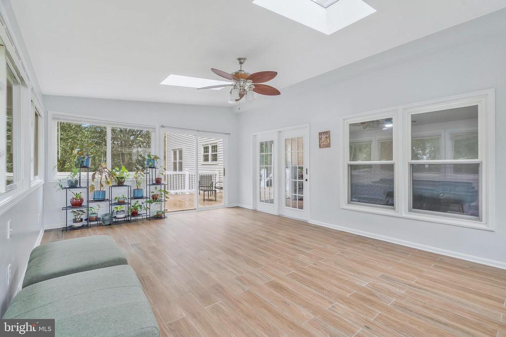 13911 Valley Country Dr