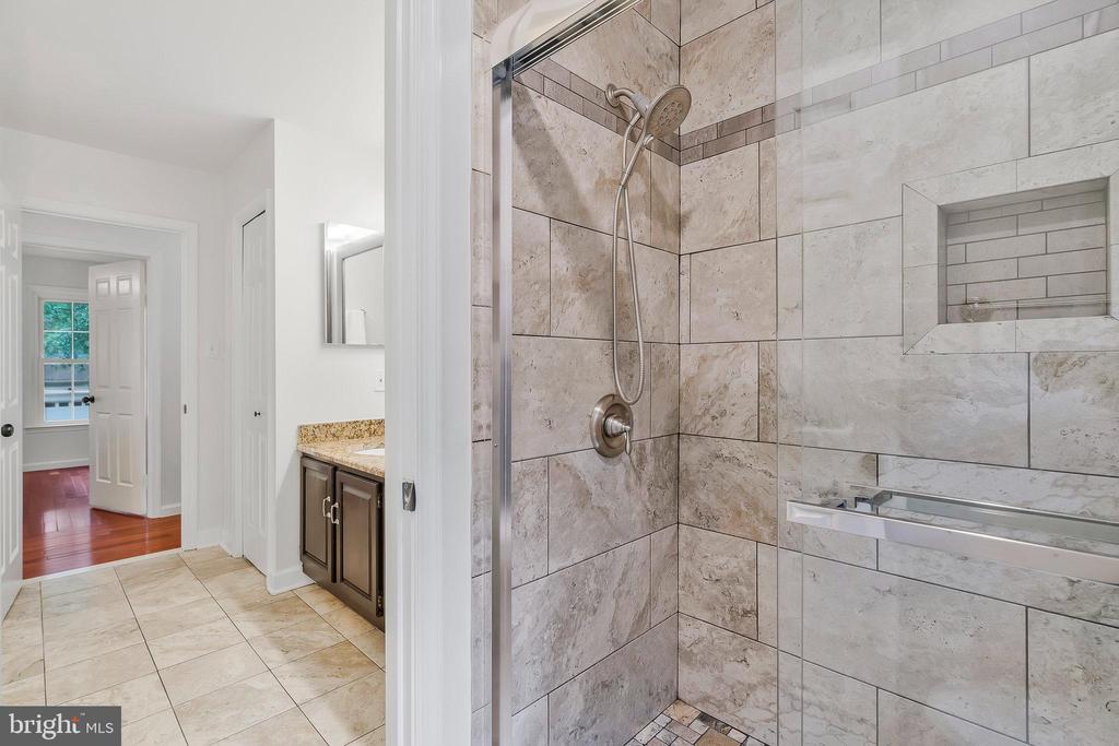 13911 Valley Country Dr
