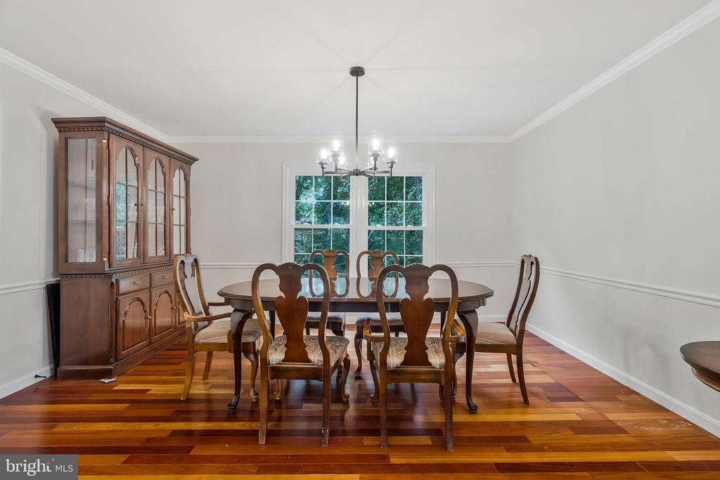 13911 Valley Country Dr