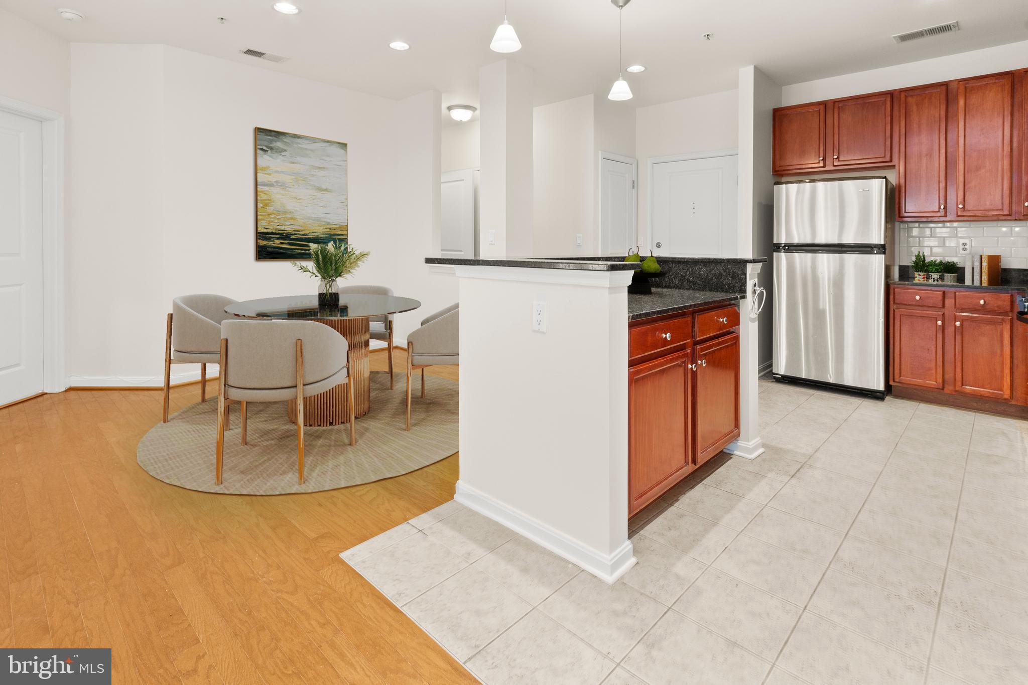 2655 Prosperity Ave #313