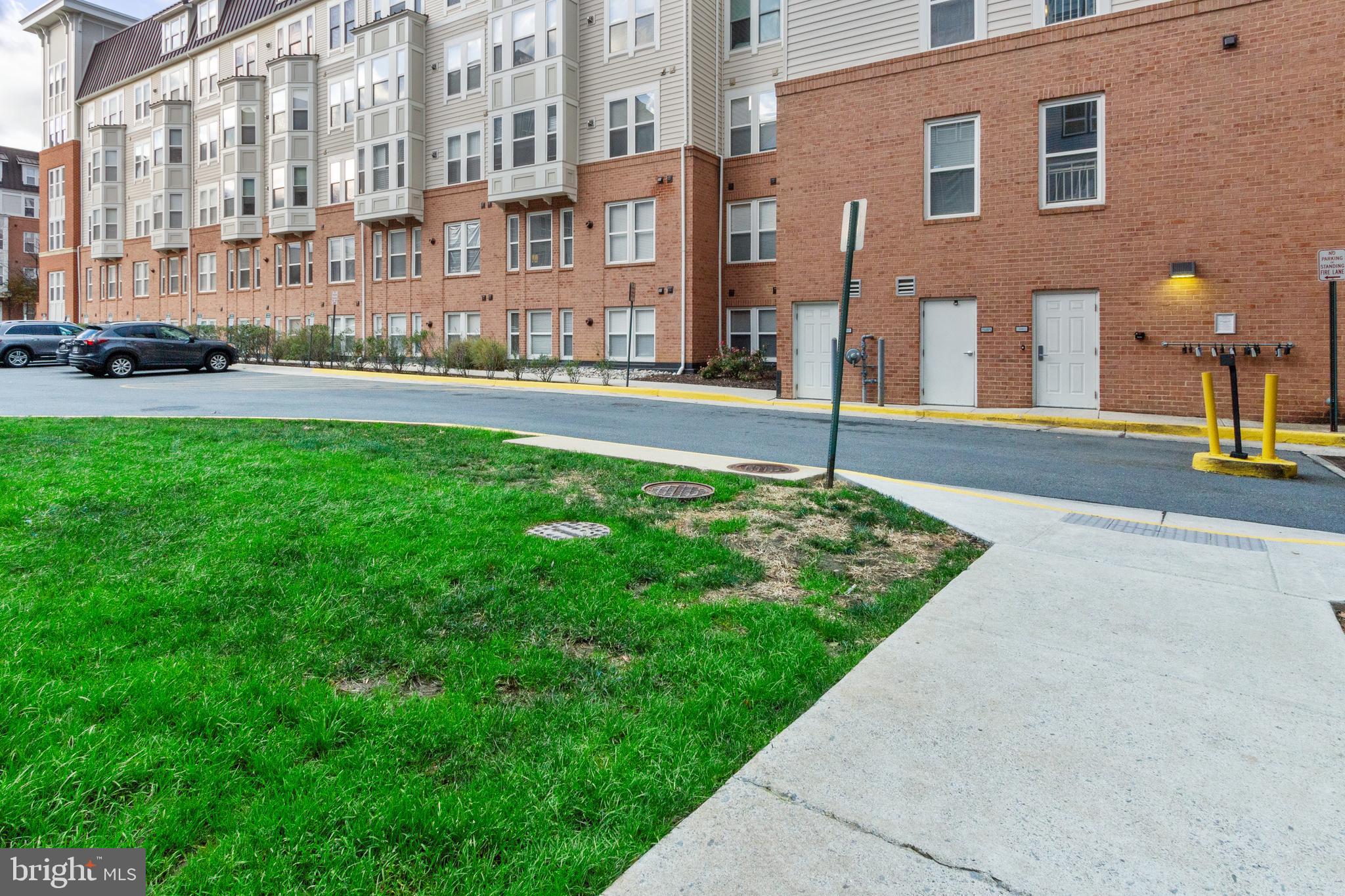 2655 Prosperity Ave #313