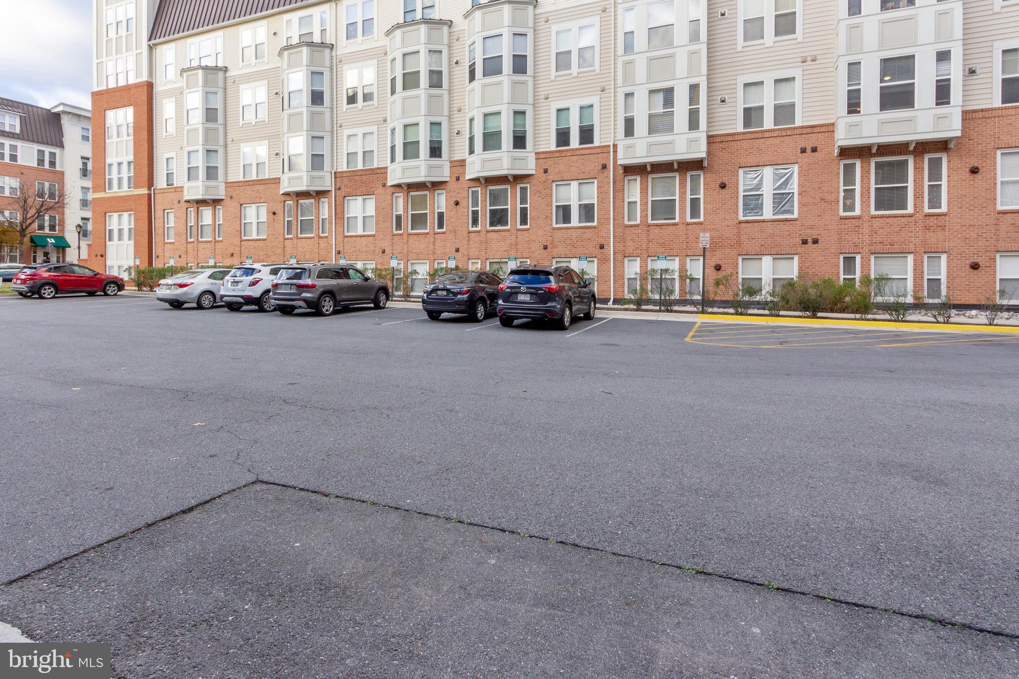 2655 Prosperity Ave #313