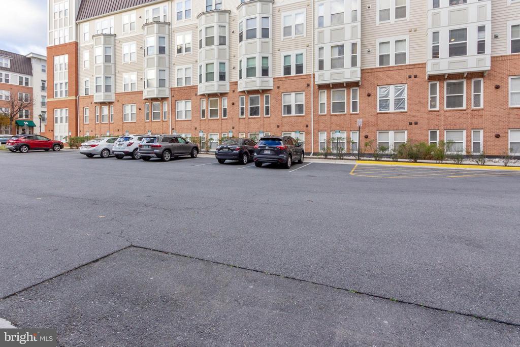 2655 Prosperity Ave #313