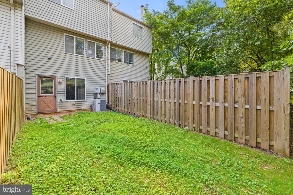 3766 Sudley Ford Ct