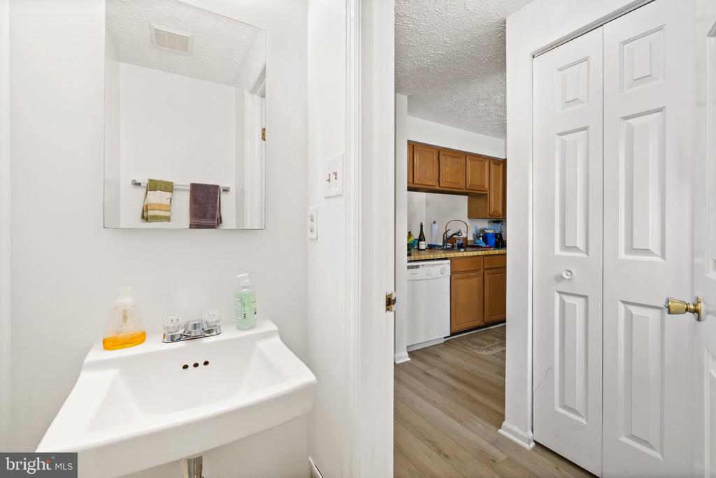 3766 Sudley Ford Ct
