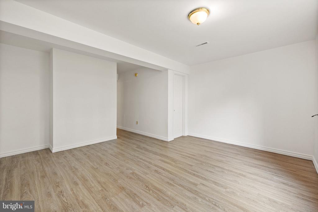 3766 Sudley Ford Ct