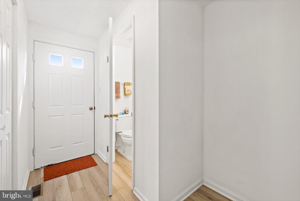 3766 Sudley Ford Ct