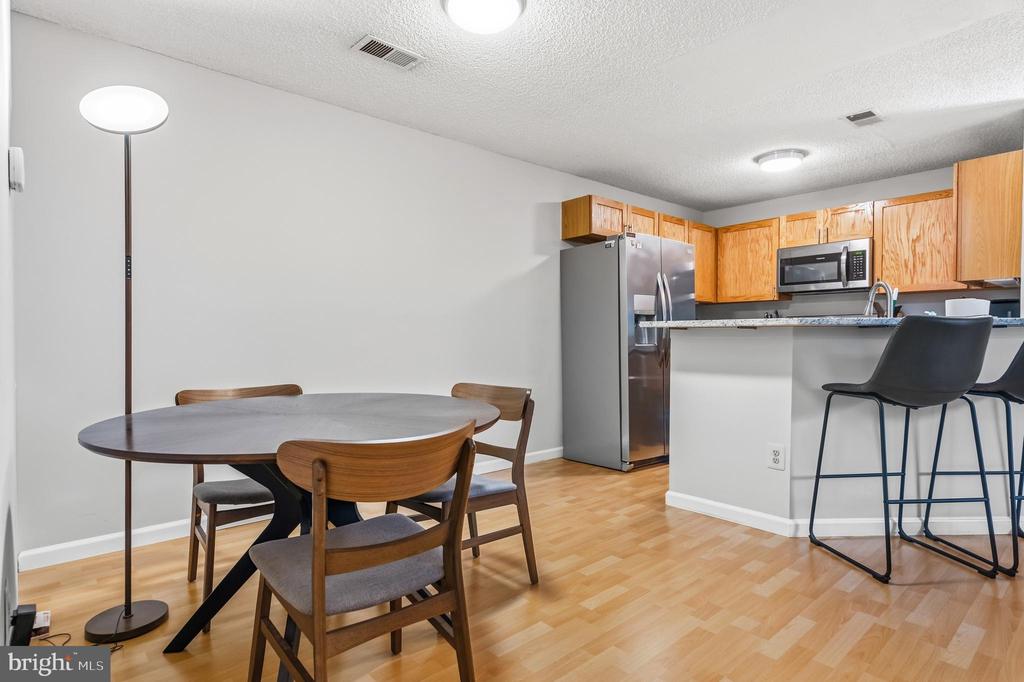 11705 SUMMERCHASE CIRCLE