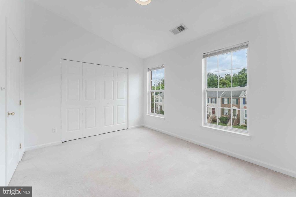 1955 TEASEL COURT