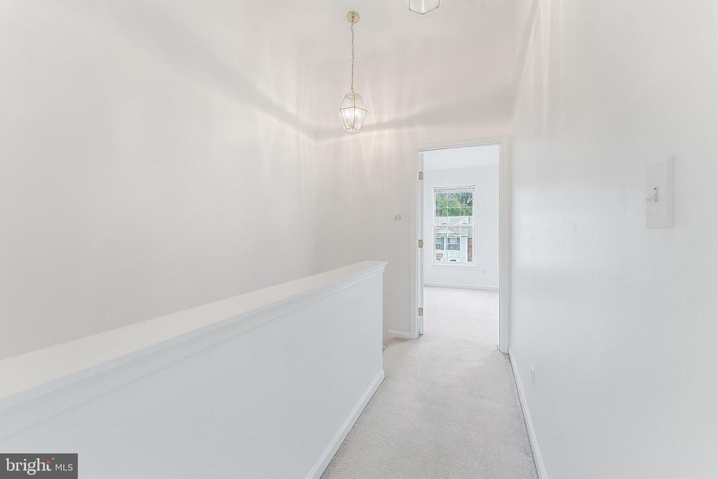1955 TEASEL COURT