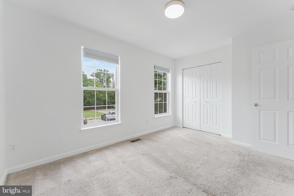1955 TEASEL COURT
