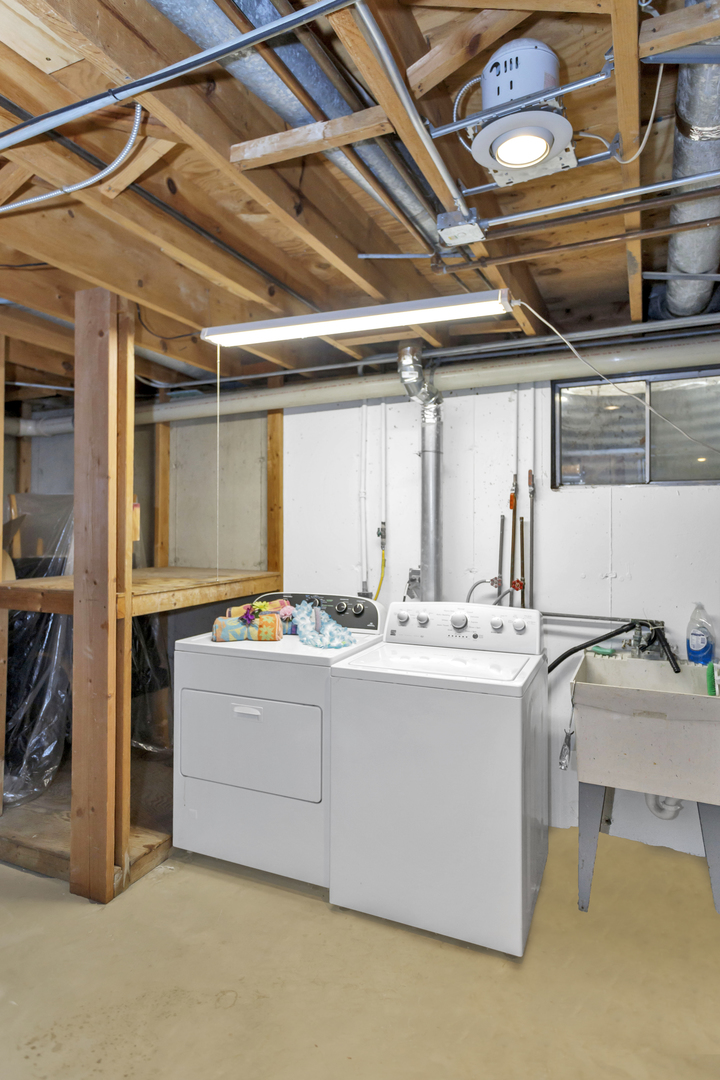 605 S Charles Avenue