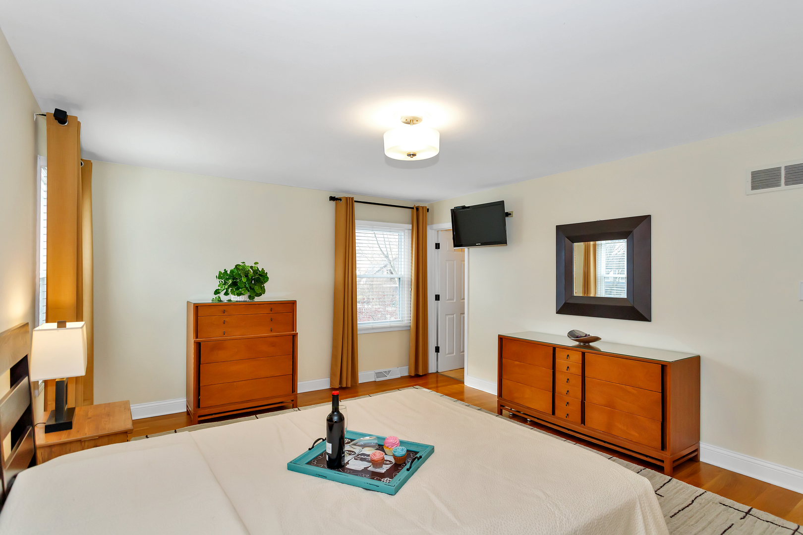 605 S Charles Avenue