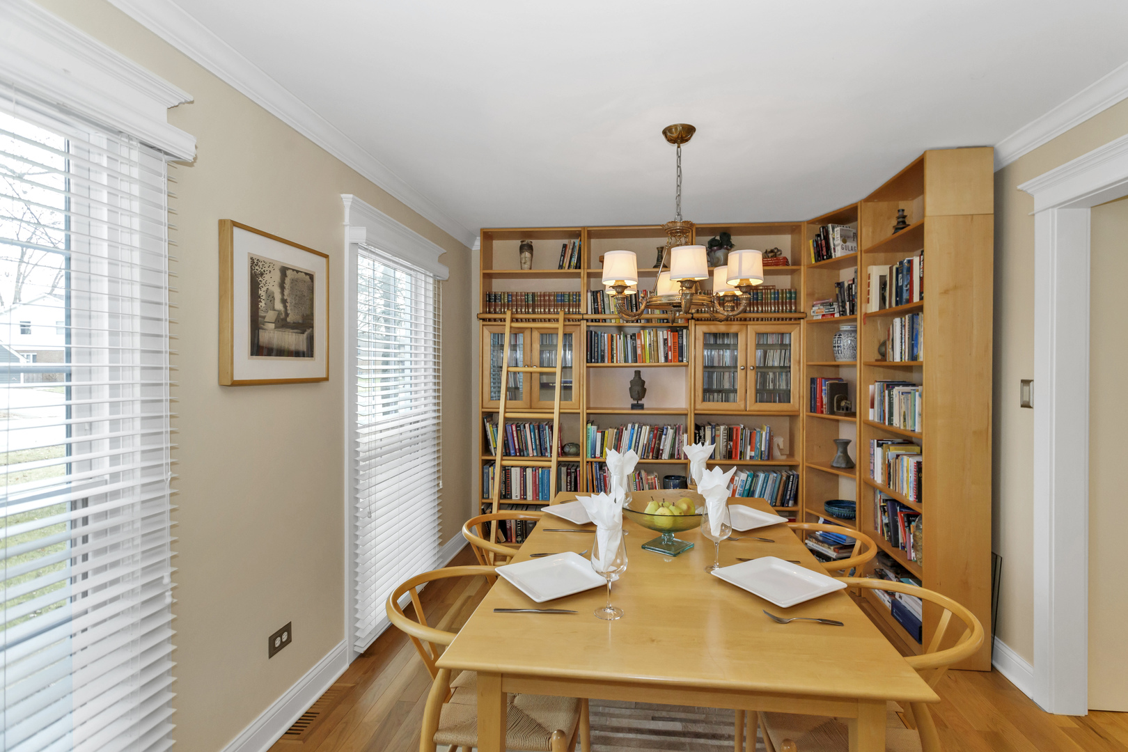 605 S Charles Avenue