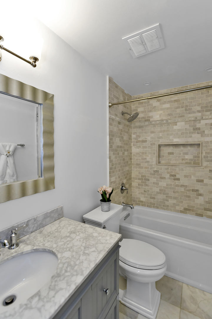 605 S Charles Avenue