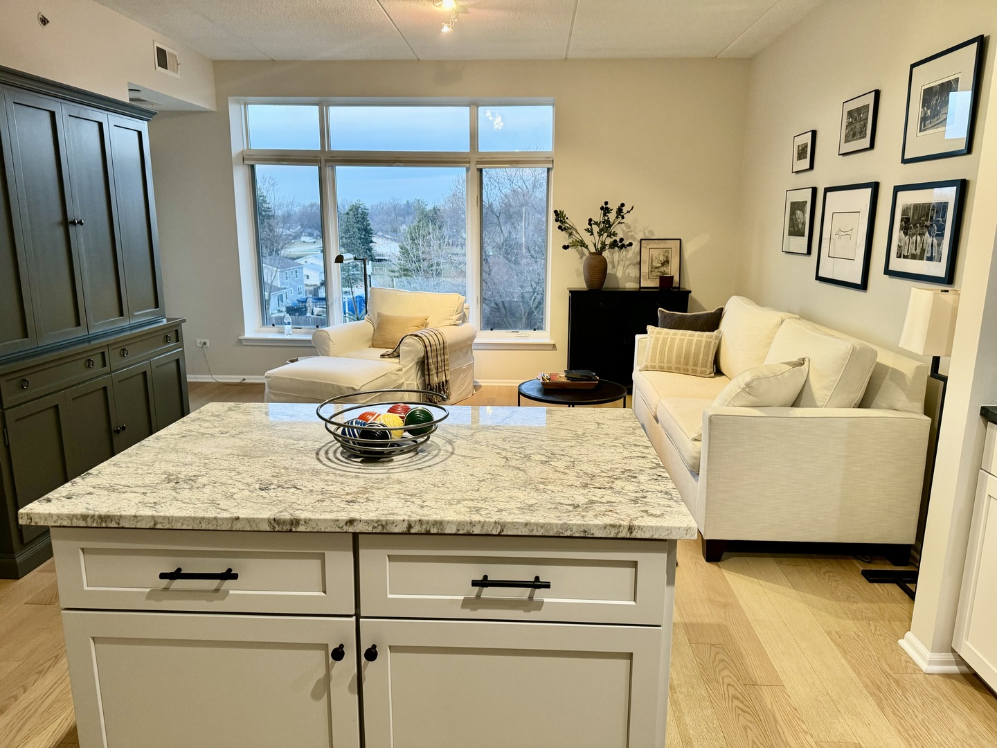 845 E 22nd Street Unit: B-414