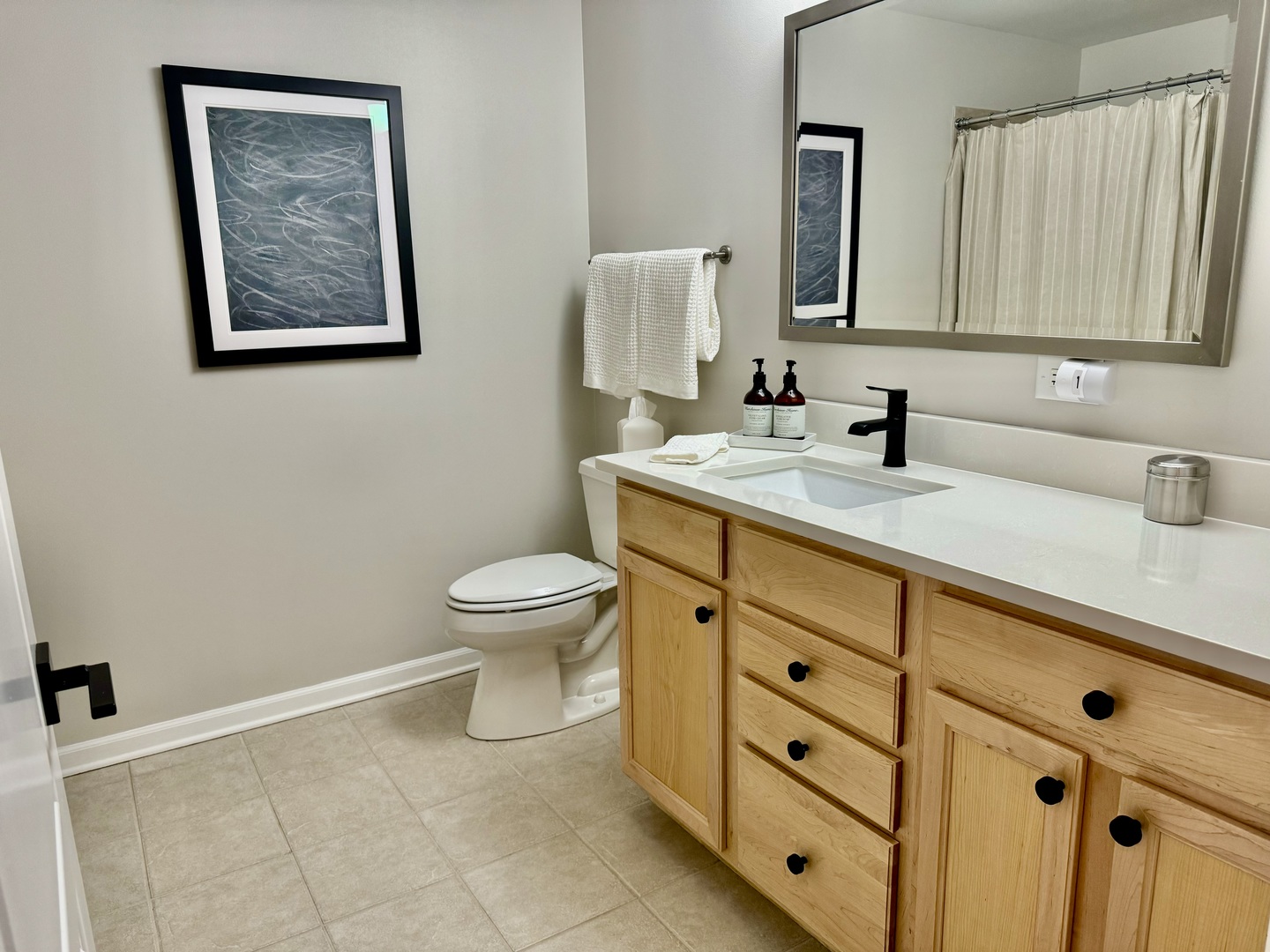 845 E 22nd Street Unit: B-414