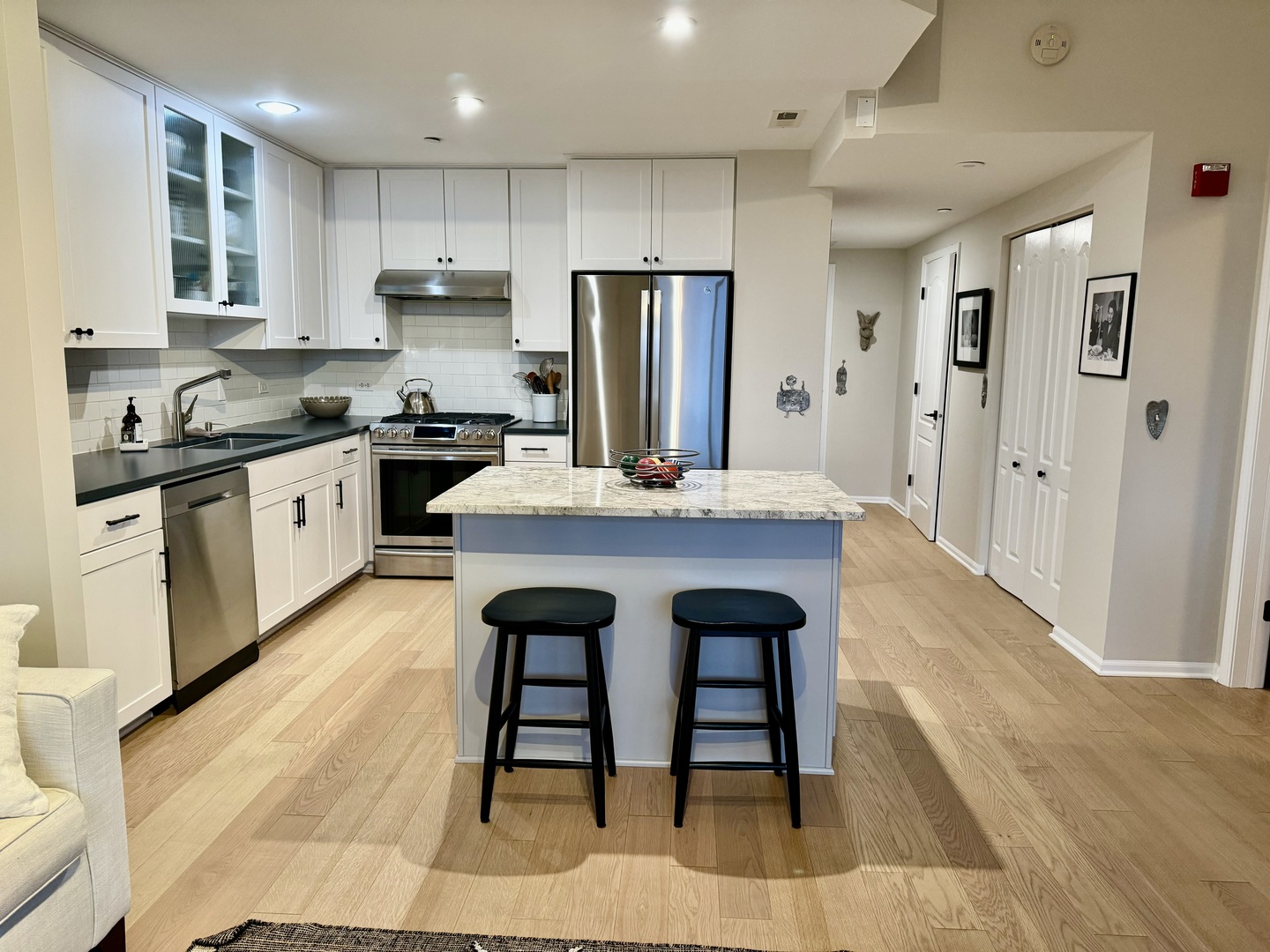 845 E 22nd Street Unit: B-414